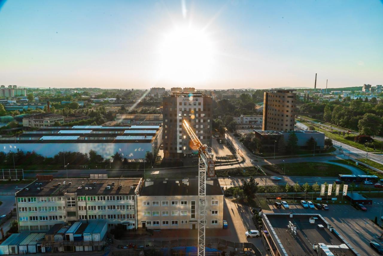Apartament Plaza Tower 14 Pietro Κίελτσε Εξωτερικό φωτογραφία